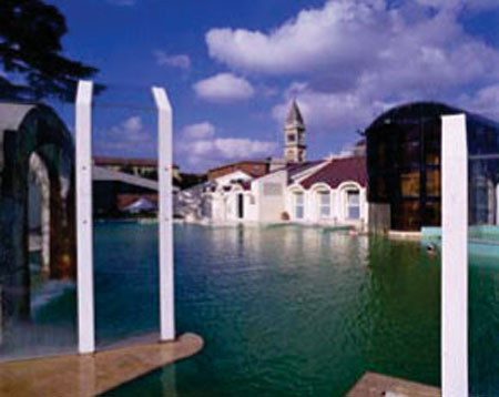 The spa at Casciana.
2002