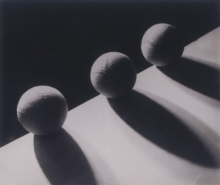 George Petrusov.
Tennis balls. 
Late 1930s. 
Alex Lachmann Gallery, Cologne