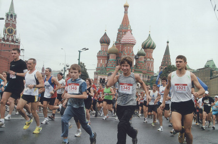 Из серии «Московскому международному марафону мира √ 30 лет»