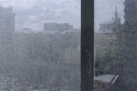 Из серии «Город: вид из окна»