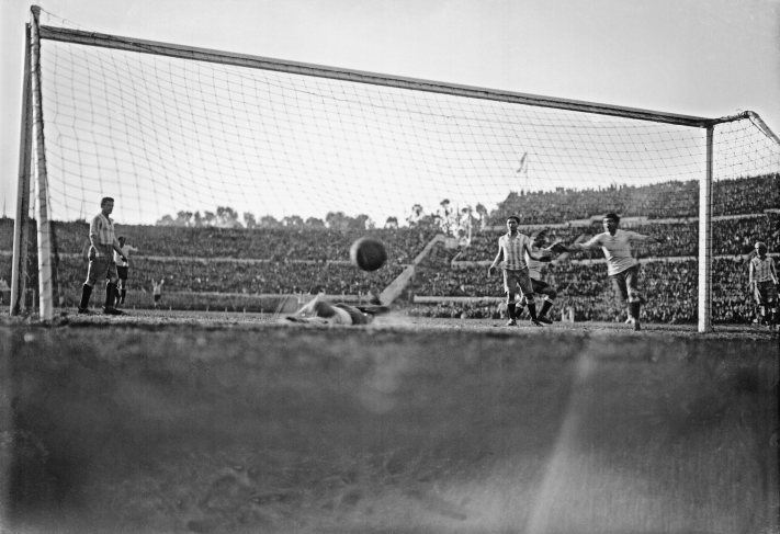 Fourth Uruguayan goal, scored by Héctor Castro right before the very end of the final game between Uruguay and Argentina. First Football World Cup. Centenario Stadium. July 30th, 1930. Image: