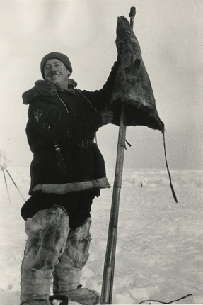 Viktor Temin.
I.D.Papanin at the North Pole.
1937.
MAMM collection