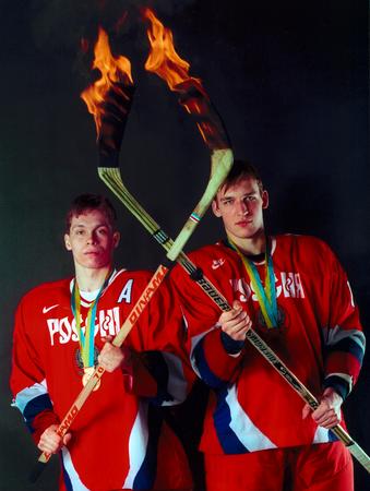 Хоккеисты Максим Афиногенов и Артём Чубаров