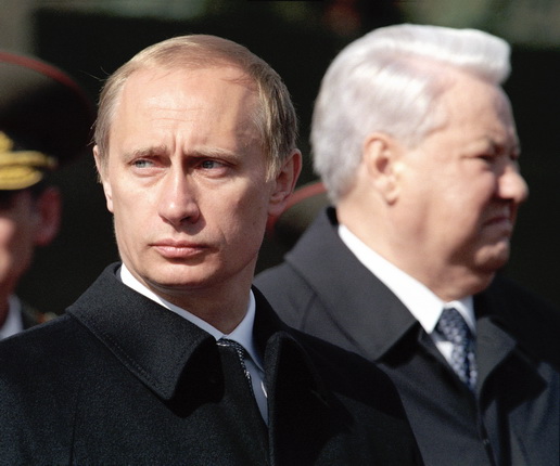 Юрий Абрамочкин.
Владимир Путин с президентом Борисом Ельциным.
2000