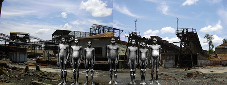 Сэмми Балоджи.
2006. 
Из серии «Память».
Конго, Катанга. 
© Prix Pictet Ltd 2009