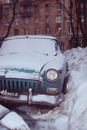 Из серии «Под покровом московского снега»