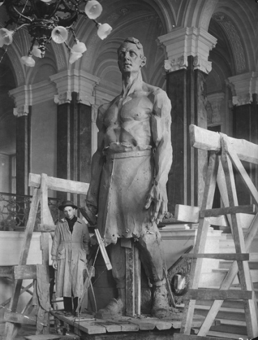 Unknown author. A statue of a metal worker at the Palace of Labor (former Nikolayevsky Palace). Petrograd. 1918. Digital imprint. Private collection