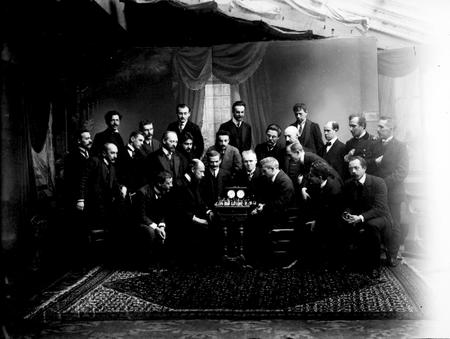 Участники шахматного турнира на первенство России в память Чигорина во время конгресса