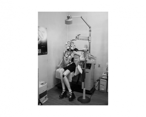 Мари Катаяма.
25 дней в студии «Тацумаки» / Салон оптики «Судзуки» № 002. 2015.
© Mari Katayama. Courtesy rin art association.
