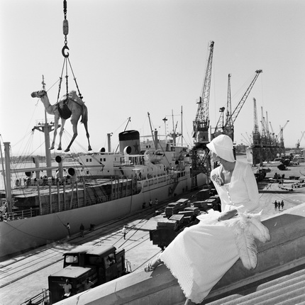 Gian Paolo Barbieri.
Jill Kellington in Missoni. Vogue France. Port Sudan. 1974.
© GIANPAOLOBARBIERI.
Courtesy Gian Paolo Barbieri