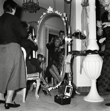 La Fortuna di Essere Donna (1956)
Sophia Loren