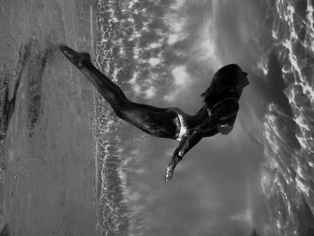 Рэй Гост.
Из серии «В бассейне». 
2006. 
© Рэй Гост. 
Courtesy gallery Eric de Montbel, Paris