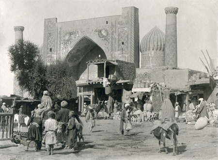 S.M. Dudin.
Street in Medrese Shir-dor in a market day. Uzbeks. 
1900. 
Collection of the Russian Ethnographic museum, St.-Petersburg