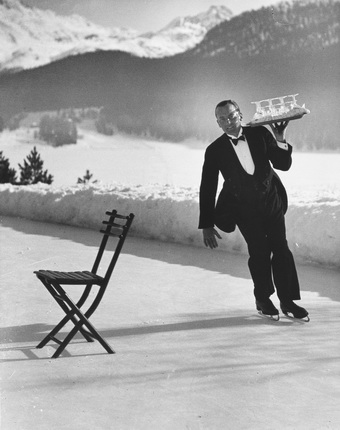 Alfred Eisenstaedt.
Waiter Rene Breguet at waiter's school on skates practicing carrying tray of cocktails while on the ice, at the Grand Hotel.
1932.
© Alfred Eisenstaedt // Time Life Pictures / Getty Images
