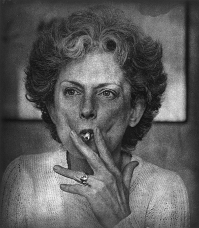 Джим Дайн.
Мать Ника с сигаретой. 
1997. 
Собрание Европейского Дома фотографии, Париж