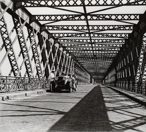 Жак-Анри Лартиг.
По направлению к Бордо, 1924.
© Ministère de la Culture-France/AAJHL