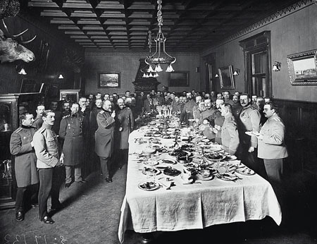 Unknown author.
Banquet in Officer Assembly. St.-Petersburg. 
1913. 
Collection of the gallery “Tondo”