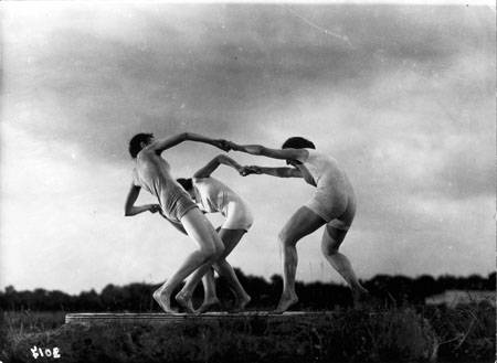 Gerhard Riebicke.
Ann-Hermann’s Dance School, Berlin, from “Way to Force and Beauty” Film, Director Wilhelm Praguer, UFA-film. 
1925. 
Bodo Niman Gallery, Berlin