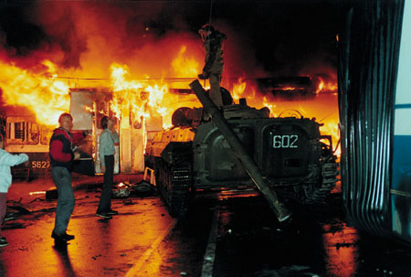 Alexander Zemlyanichenko.
Burning Trolleybuses, Barricades in Moscow Streets. 
1991. 
Author’s property