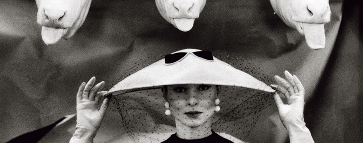 Guy Bourdin.
French Vogue, February 1955.
© Estate of Guy Bourdin.
Reproduced by permission of Art + Commerce