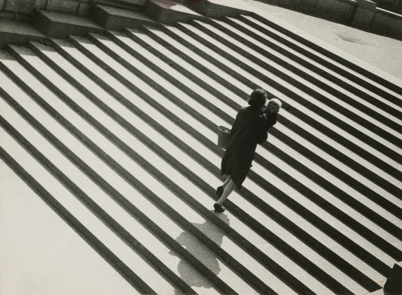 Alexander Rodchenko.
Stairs. 1930.
Collection of the Moscow House of Photography Museum.
© A. Rodtschenko – V. Stepanova Archive.
© Moscow House of Photography Museum