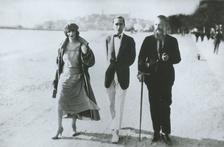 Jacques-Henri Lartigue.
Bibi, Kees Van Dongen and me. Cannes. 
February, 1923.
© Ministere de la Culture- France /AAJHL