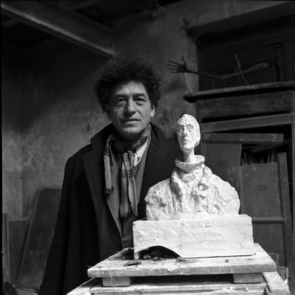Alberto Giacometti.
Photos presented: Collection Dr. Kuno Fischer, Galerie Fischer, Switzerland
Courtesy: Dr. Kuno Fischer, Galerie Fischer, Switzerland
©Estate Michel Sima