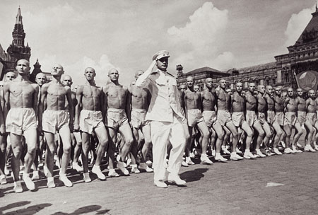 Sergey Loskutov.
Parade of Athletes. 
May 1, 1946. 
Private collection