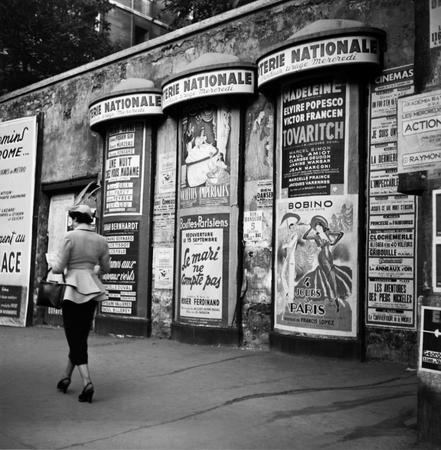 Janine Niepce.
Elegant lady. 
Paris, 1950s. 
©Janine Niepce/RAPHO