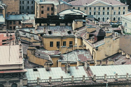 Alexander Zabrin.
“Roofs” series. St.-Petersburg 
1999. 
Author’s property