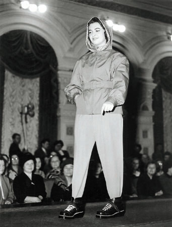 Fashion Parade in GUM. 
1950