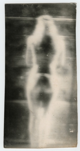 Miroslav Tichý.
Untitled. 1960-1990s.
Silver gelatin print.
Courtesy Foundation Tichý Ocean