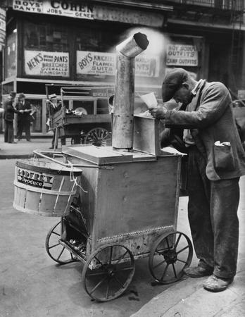 Berenice Abbott.
Roast Corn Man. 
1938. 
Museum of the City of New York