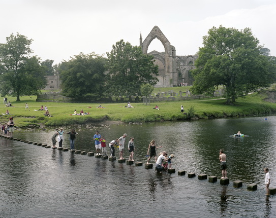 Simon Roberts.
Bolton Abbey, Skipton, North Yorkshire, 27th July 2008.
From We English.
Courtesy of The Photographers' Gallery, London.
© Simon Roberts