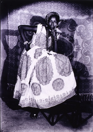 Seydou Keïta.
Sans titre, 1949-51.
Tirage argentique.
© Keïta/IPM Courtesy CAAC-The Pigozzi Collection, Geneva