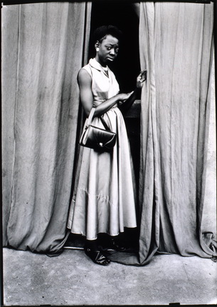 Seydou Keïta.
Sans titre, 1952-55.
Tirage argentique.
© Keïta/IPM Courtesy CAAC-The Pigozzi Collection, Geneva