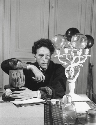 Serge Lido.
Jean Cocteau (1889—1963) in his house,
Paris. 1939
© Serge Lido/Sipa Press