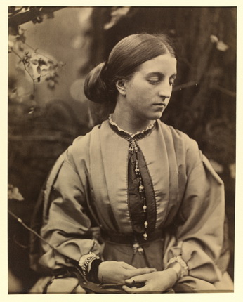 Джулия Маргарет Кэмерон.
Леди Аделаида Тальбот, 1865.
© Victoria and Albert Museum, Лондон