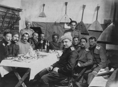 Feast in the photos of the authors of pre-revolutionary Russia