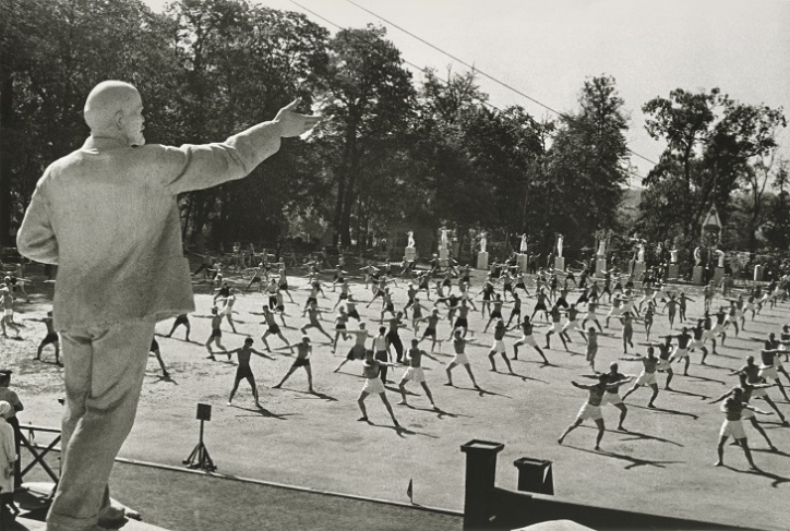 Emmanuil  Evzerikhin. 
Morning exercises.
1938.
Gelatin silver print from original negative.
Collection of the Multimedia Art Museum, Moscow.