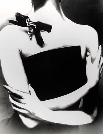 Lillian Bassman
Betti Tret, New-York
Harper’s Bazaar 
1954 
© Lillian Bassman, Hovard Grinberg gallery, New-York