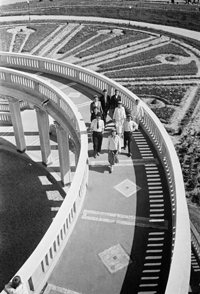 Arkadiy Shaikhet.
Viaduct at the Northern (Khimkinsky) River Terminal. Moscow-Volga Canal. 1939.
Silver gelatin print